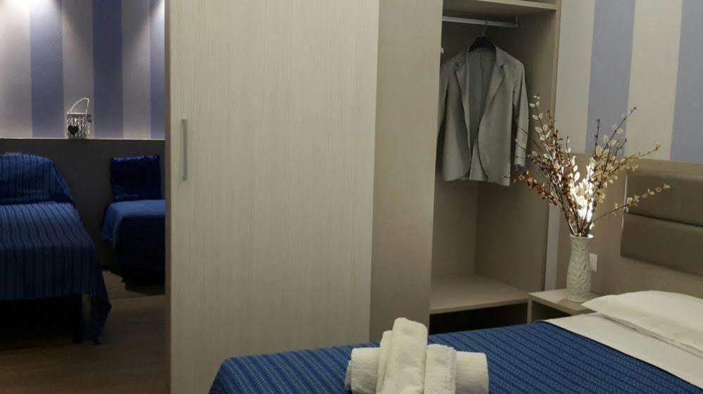 Hotel Arno มิซาโน อาดรีอาติโก ภายนอก รูปภาพ