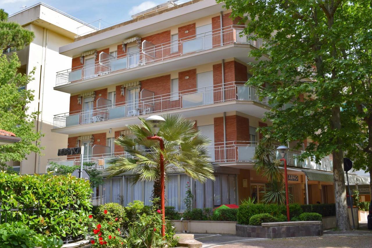 Hotel Arno มิซาโน อาดรีอาติโก ภายนอก รูปภาพ