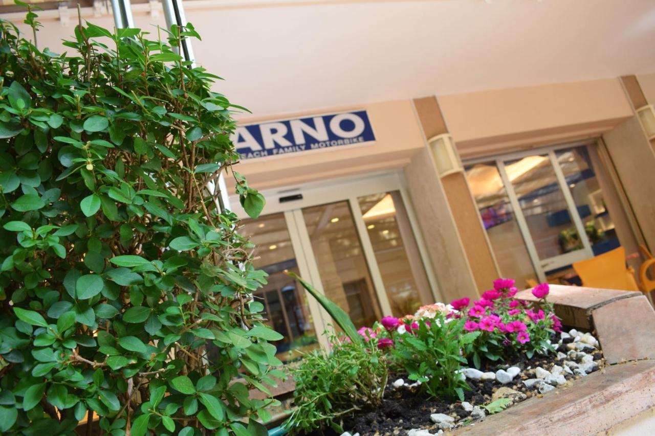 Hotel Arno มิซาโน อาดรีอาติโก ภายนอก รูปภาพ